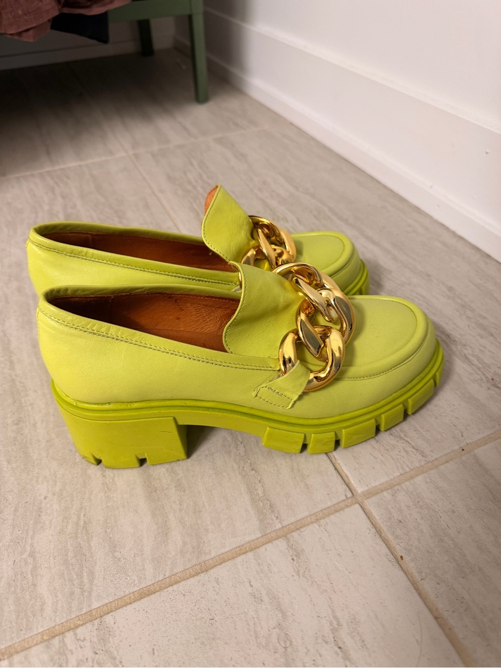 L’intervalle Neon Lime Platform Loafers